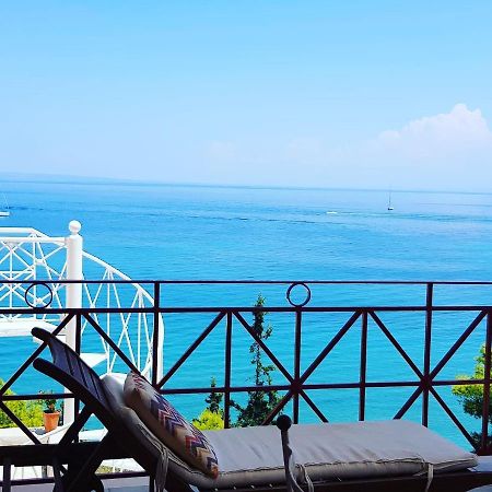 Deep Blue Villas วาซิลิคอส ภายนอก รูปภาพ