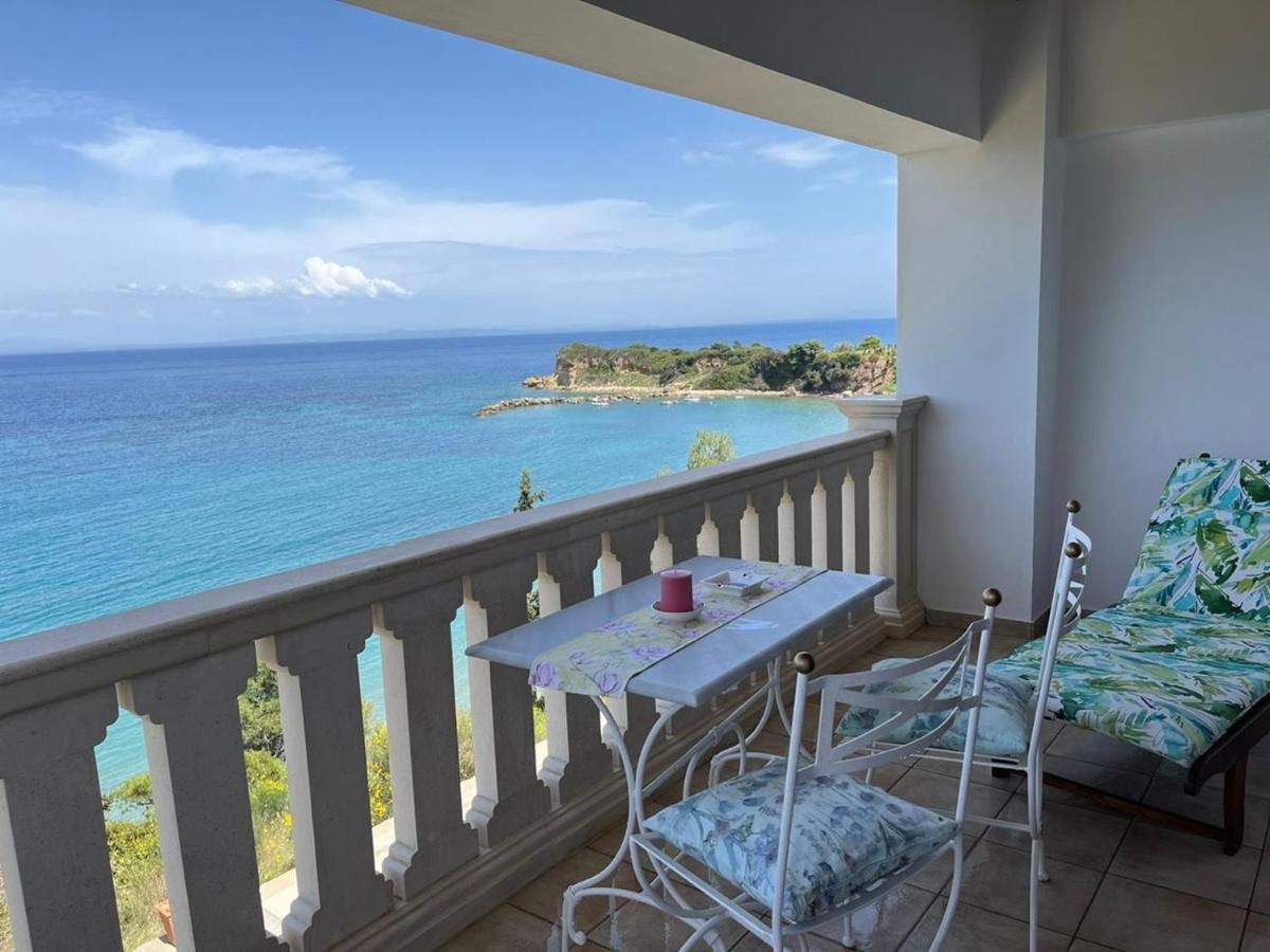 Deep Blue Villas วาซิลิคอส ภายนอก รูปภาพ