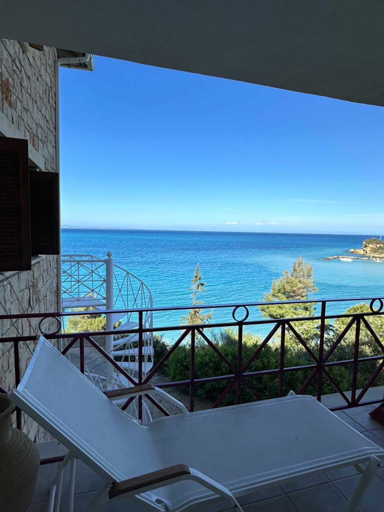 Deep Blue Villas วาซิลิคอส ภายนอก รูปภาพ